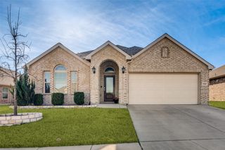 9329 Flying Eagle Lane, Fort Worth, TX 76131
