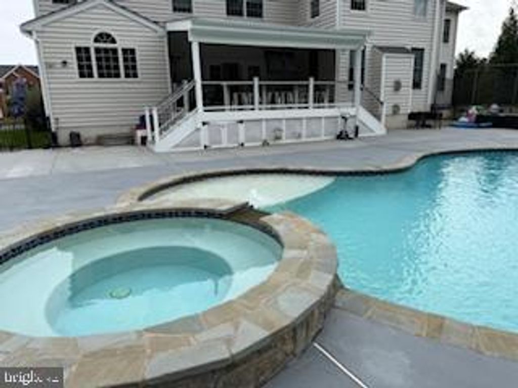 5220 BONNIE BRAE FARM DR, Haymarket, VA 20169