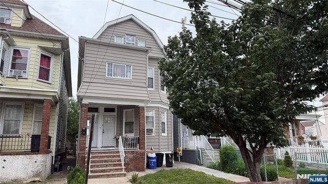 658 Adams Avenue, Elizabeth, NJ 07201