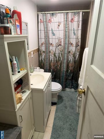 658 Adams Avenue, Elizabeth, NJ 07201