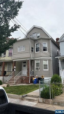 658 Adams Avenue, Elizabeth, NJ 07201