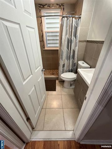 658 Adams Avenue, Elizabeth, NJ 07201