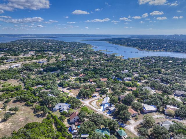 146 Creekview, Canyon Lake, TX 78133