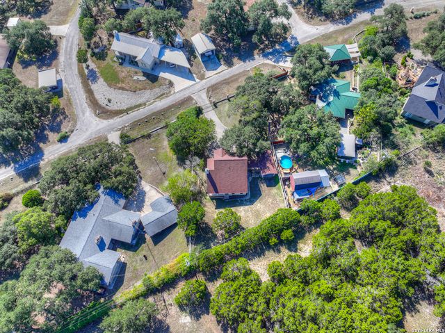 146 Creekview, Canyon Lake, TX 78133