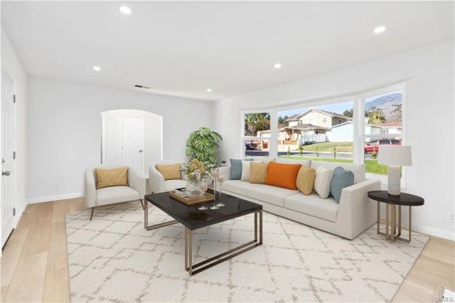 634 W Mendocino Street, Altadena, CA 91001