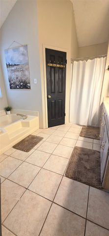 1806 Hogan Lane, Mt Pleasant, TX 75455