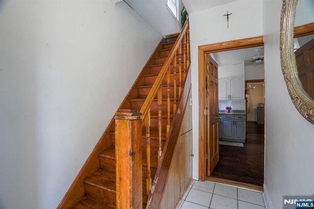 13 Chestnut Street, Garfield, NJ 07026