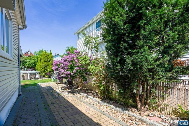 13 Chestnut Street, Garfield, NJ 07026