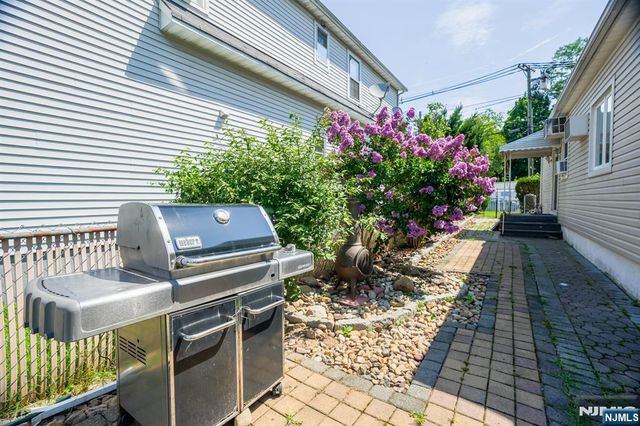 13 Chestnut Street, Garfield, NJ 07026