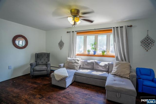 13 Chestnut Street, Garfield, NJ 07026