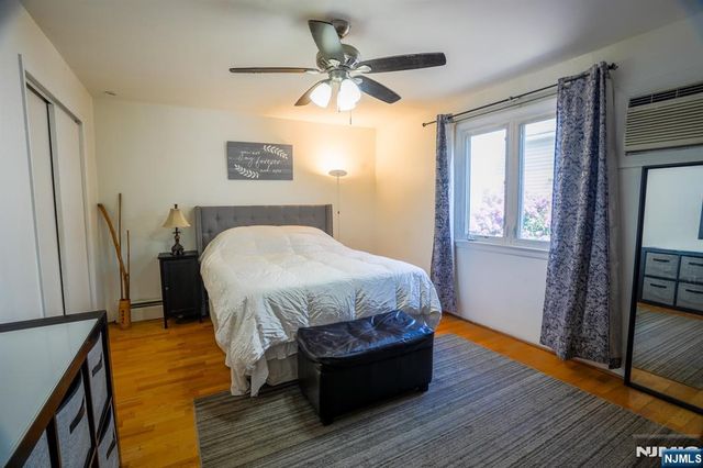 13 Chestnut Street, Garfield, NJ 07026
