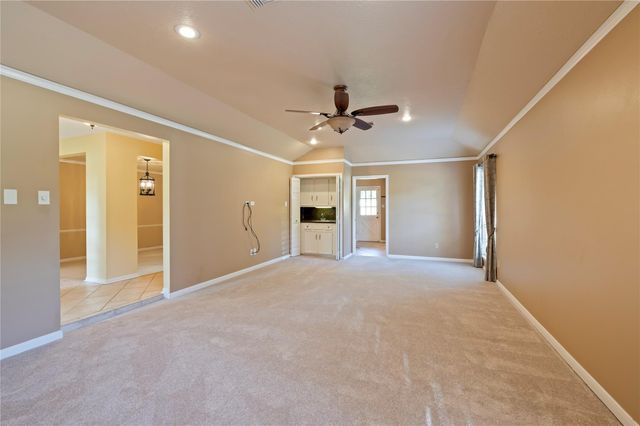 1604 S Hill Street, Alvin, TX 77511