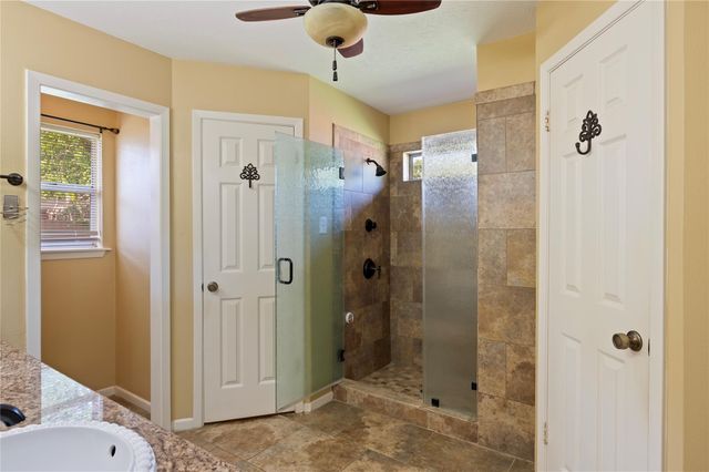 1604 S Hill Street, Alvin, TX 77511