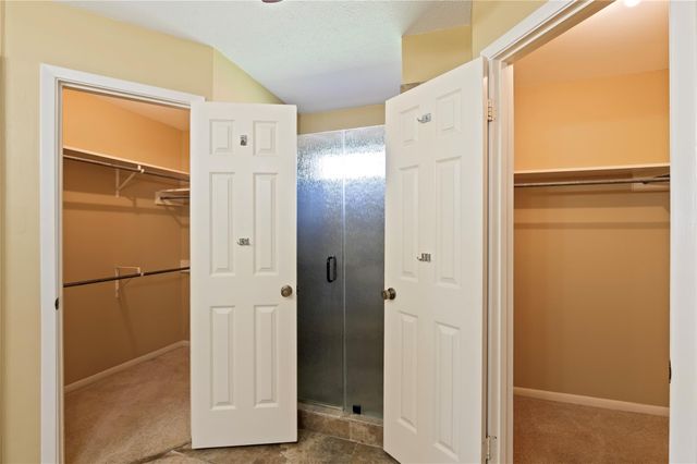 1604 S Hill Street, Alvin, TX 77511