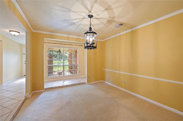 1604 S Hill Street, Alvin, TX 77511