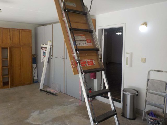 355 Bond Road, Shady Cove, OR 97539