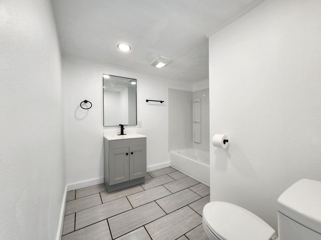 506 S Griffith Avenue, Aurora, MO 65605