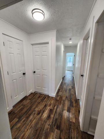 506 S Griffith Avenue, Aurora, MO 65605