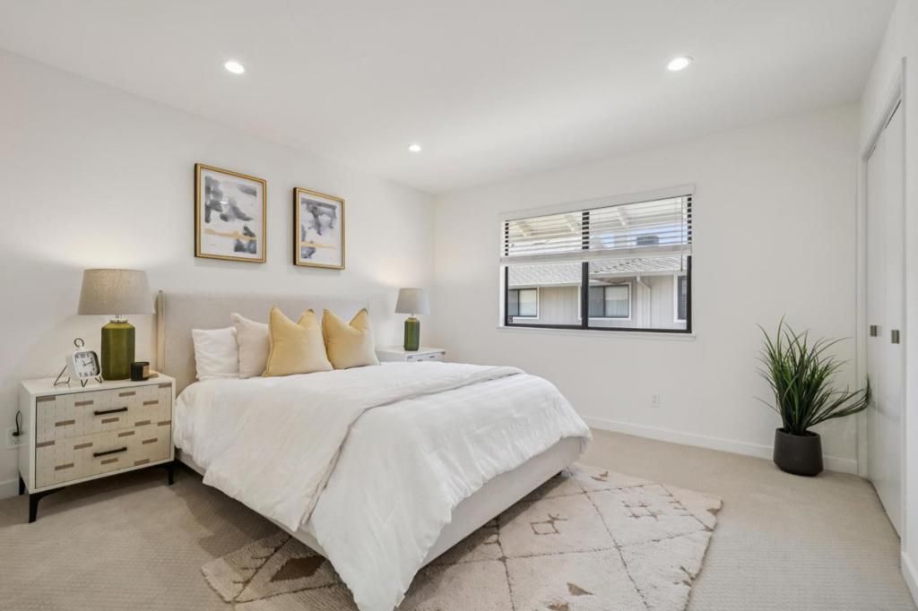 Image 12 of property listing at 18899 Sara Park Circle, Saratoga, CA 95070