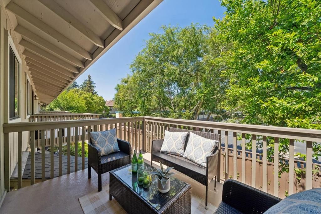 Image 17 of property listing at 18899 Sara Park Circle, Saratoga, CA 95070