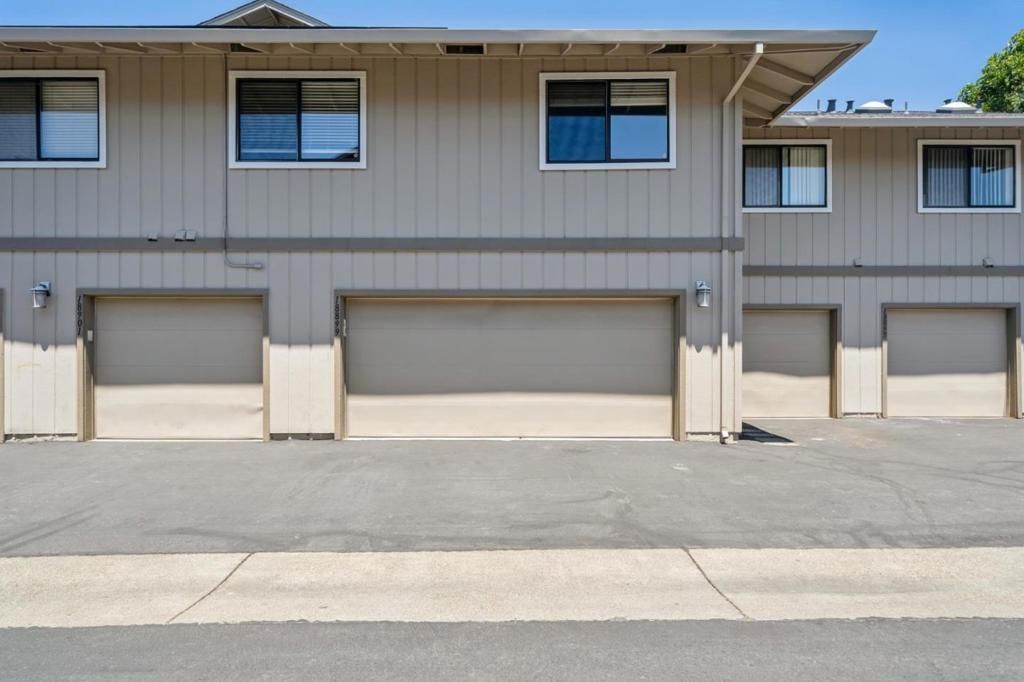 Image 24 of property listing at 18899 Sara Park Circle, Saratoga, CA 95070