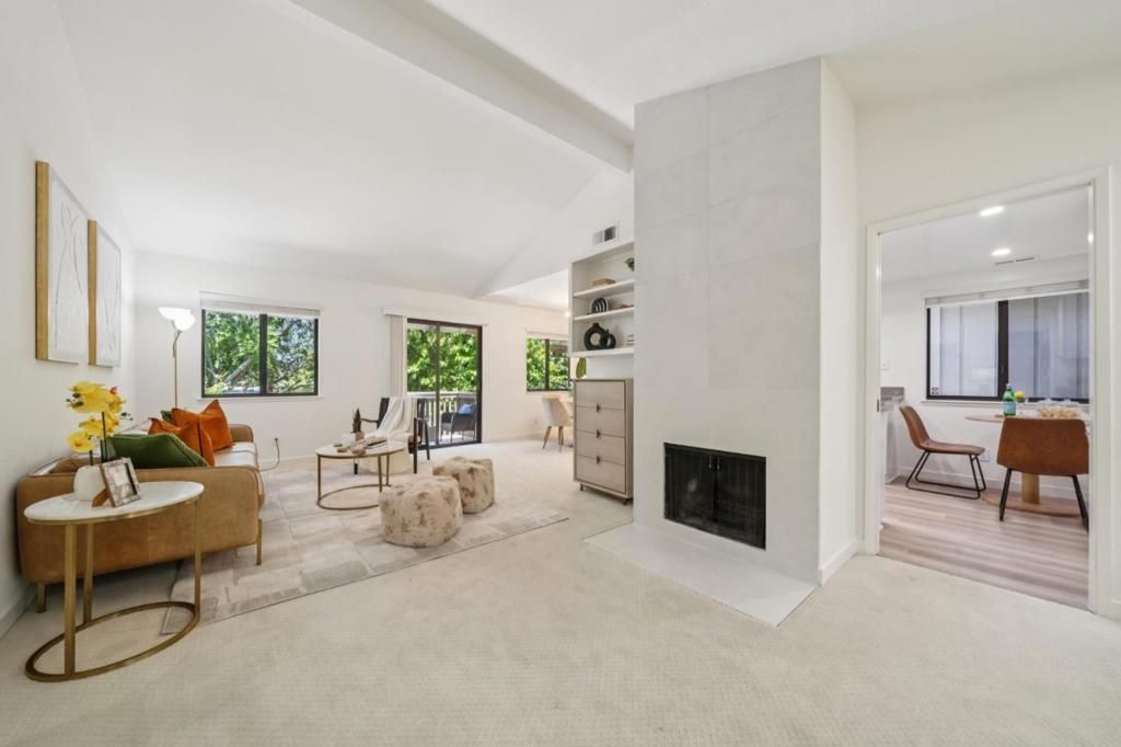 Image 3 of property listing at 18899 Sara Park Circle, Saratoga, CA 95070