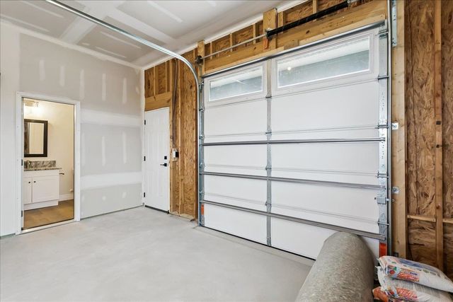 240 S Cedar Hill Boulevard, Valley Center, KS 67147