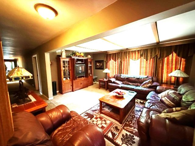 259 W Lohrville Avenue, Redgranite, WI 54970