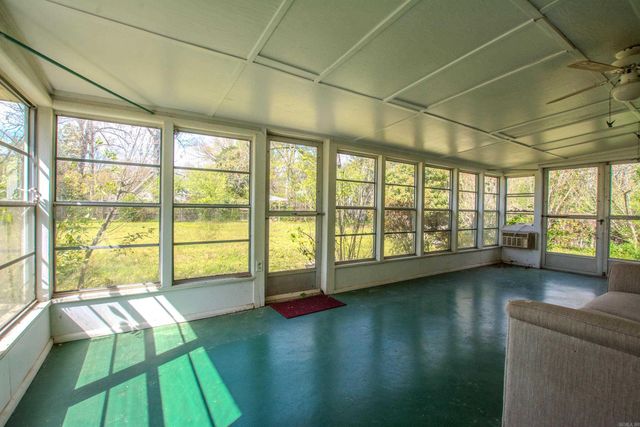 12 Wingate Dr, Little Rock, AR 72205