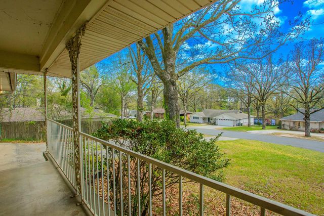 12 Wingate Dr, Little Rock, AR 72205