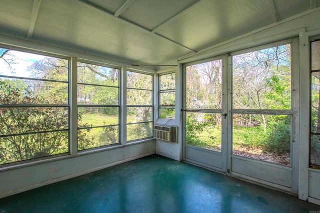 12 Wingate Dr, Little Rock, AR 72205