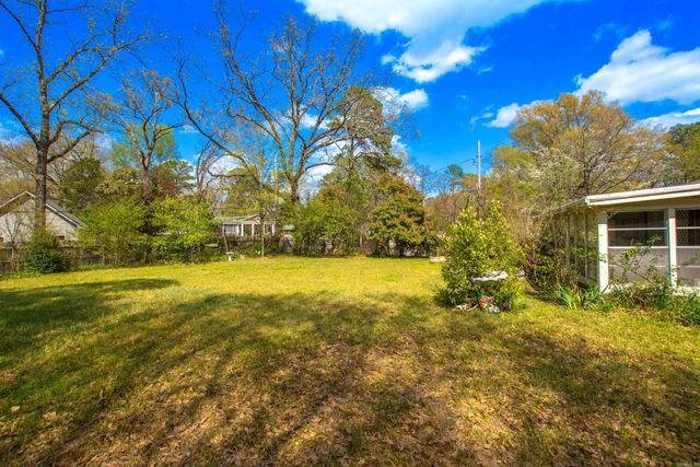 12 Wingate Dr, Little Rock, AR 72205