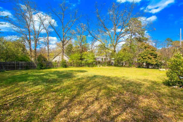 12 Wingate Dr, Little Rock, AR 72205