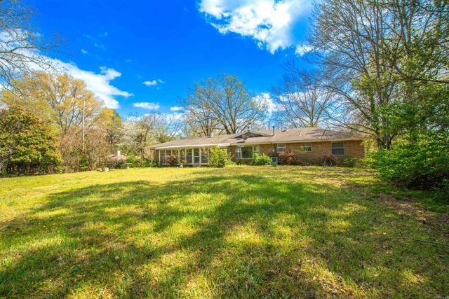 12 Wingate Dr, Little Rock, AR 72205