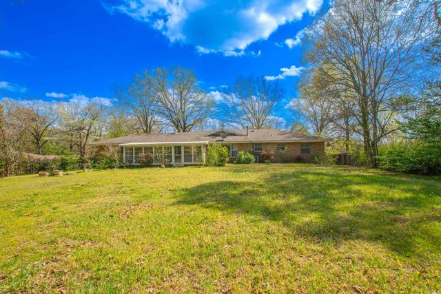 12 Wingate Dr, Little Rock, AR 72205