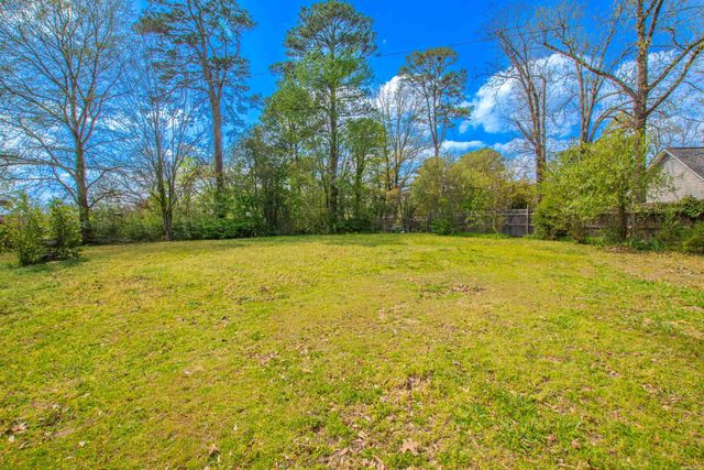 12 Wingate Dr, Little Rock, AR 72205