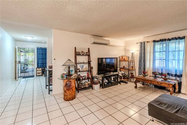 94-310 Kiilani Place, Mililani, HI 96789