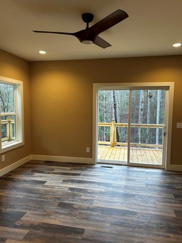 175 Broadtree Branch Drive, Hayesville, NC 28904