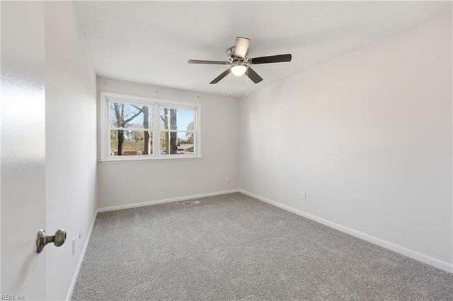 5002 Amboy CT, Virginia Beach, VA 23462