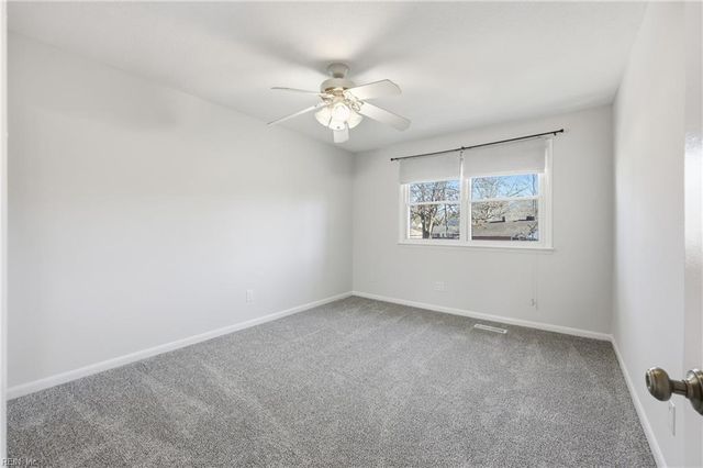 5002 Amboy CT, Virginia Beach, VA 23462