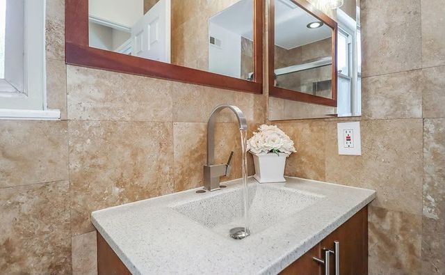 434 Vista Dorado, Oak Park, CA 91377