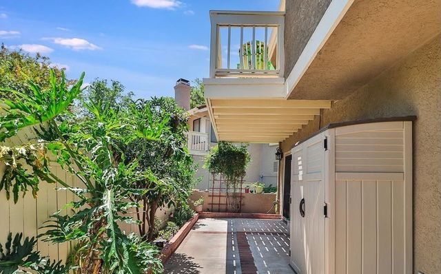 434 Vista Dorado, Oak Park, CA 91377