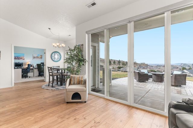 115 S Parkview Ct, Liberty Lake, WA 99019