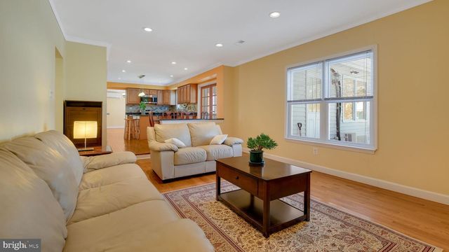 1026 SURREY LN, Warrington, PA 18976