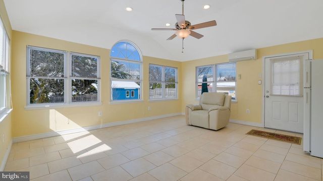 1026 SURREY LN, Warrington, PA 18976