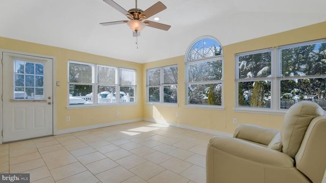 1026 SURREY LN, Warrington, PA 18976