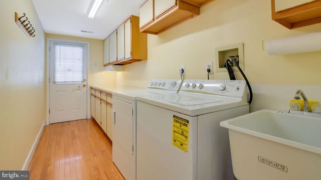 1026 SURREY LN, Warrington, PA 18976