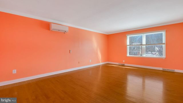 1026 SURREY LN, Warrington, PA 18976