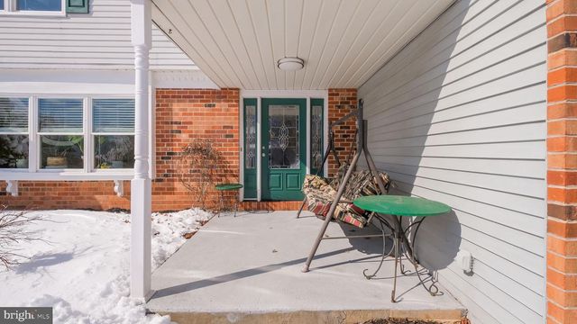 1026 SURREY LN, Warrington, PA 18976