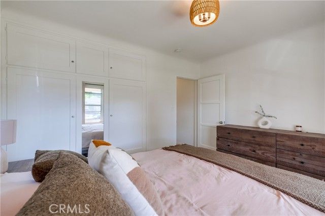 2709 E Van Buren, Long Beach, CA 90810